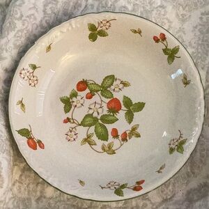 Hankook Strawberry Bowl